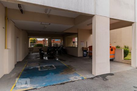 Apartamento à venda com 58m², 2 quartos e 1 vaga Apartamento à venda com 58m², 2 quartos e 1 vagaÁrea comum - Vaga de Deficiente