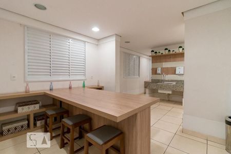 Apartamento para alugar com 57m², 3 quartos e 1 vagaÁrea comum