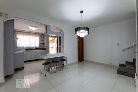 Sala de jantar de casa para alugar com 3 quartos, 200m² em Jardim Santa Emilia, São Paulo