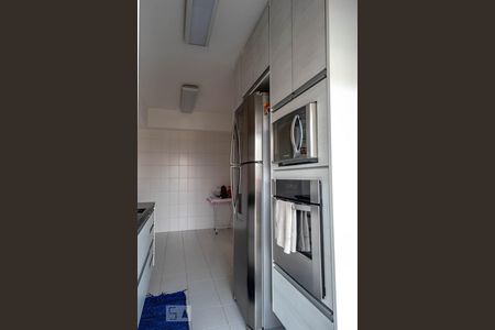 Apartamento à venda com 120m², 3 quartos e 2 vagasCozinha