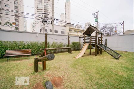Apartamento à venda com 120m², 3 quartos e 2 vagasÁrea Comum - Playground