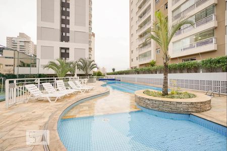 Apartamento à venda com 120m², 3 quartos e 2 vagasÁrea comum - Piscina