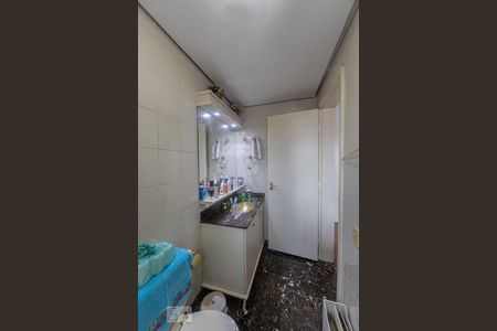 Apartamento à venda com 108m², 3 quartos e 2 vagasBanheiro Quarto 3