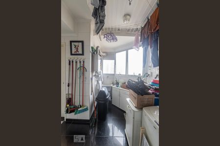 Apartamento à venda com 108m², 3 quartos e 2 vagasÁrea de Serviço