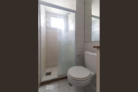 Apartamento para alugar com 90m², 3 quartos e 1 vaga Apartamento para alugar com 90m², 3 quartos e 1 vagaBanheiro da Suíte 2