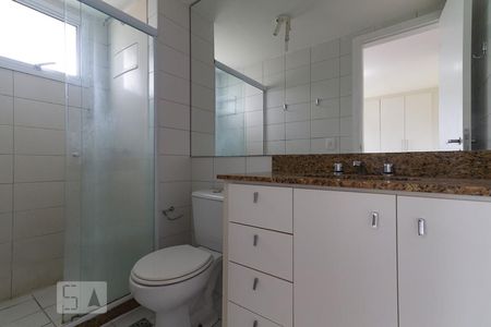 Apartamento para alugar com 90m², 3 quartos e 1 vaga Apartamento para alugar com 90m², 3 quartos e 1 vagaBanheiro da Suíte 2
