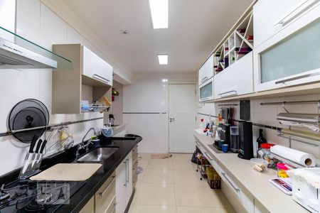 Apartamento à venda com 160m², 2 quartos e 2 vagasCozinha