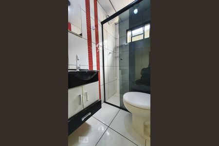 Banheiro de apartamento para alugar com 2 quartos, 50m² em Guará Ii, Brasília
