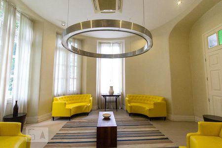 Apartamento para alugar com 85m², 2 quartos e 1 vagaÁrea comum - Salão de festas