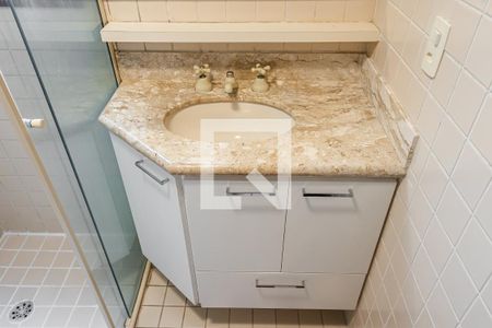 Apartamento para alugar com 60m², 2 quartos e 2 vagasBanheiro