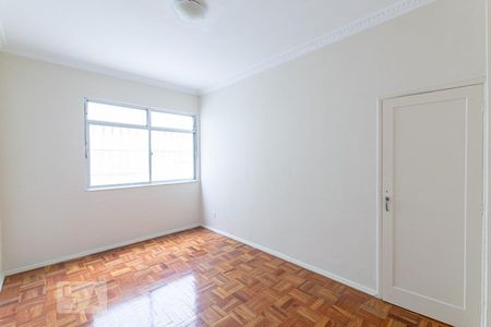 Sala de apartamento para alugar com 1 quarto, 47m² em São Domingos, Niterói