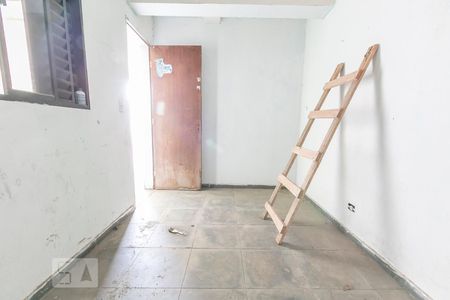 Casa à venda com 240m², 3 quartos e 6 vagasQuarto de Serviço