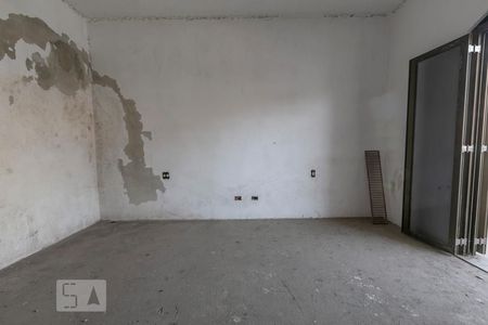 Casa à venda com 240m², 3 quartos e 6 vagasSuíte