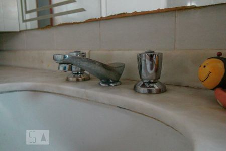 Apartamento para alugar com 600m², 4 quartos e 3 vagas Apartamento para alugar com 600m², 4 quartos e 3 vagasBanheiro do quarto 2