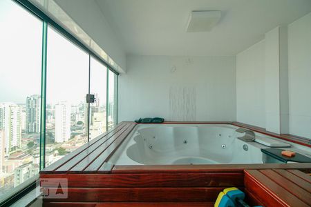 Apartamento para alugar com 600m², 4 quartos e 3 vagas Apartamento para alugar com 600m², 4 quartos e 3 vagasJacuzzi