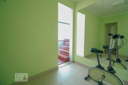 Apartamento para alugar com 600m², 4 quartos e 3 vagas Apartamento para alugar com 600m², 4 quartos e 3 vagasSala de ginástica