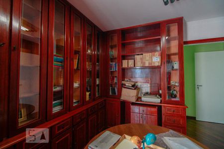 Apartamento para alugar com 600m², 4 quartos e 3 vagas Apartamento para alugar com 600m², 4 quartos e 3 vagasBiblioteca