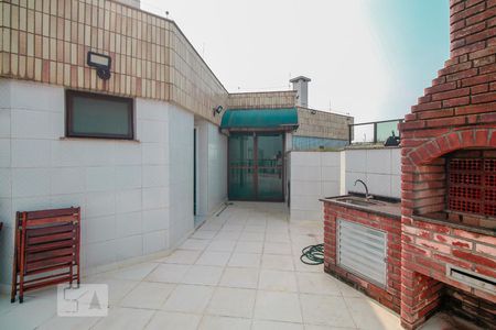 Apartamento para alugar com 600m², 4 quartos e 3 vagas Apartamento para alugar com 600m², 4 quartos e 3 vagasCobertura