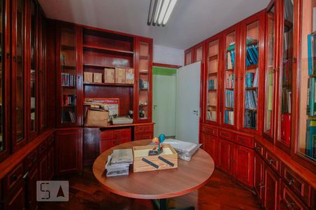 Apartamento para alugar com 600m², 4 quartos e 3 vagas Apartamento para alugar com 600m², 4 quartos e 3 vagasBiblioteca