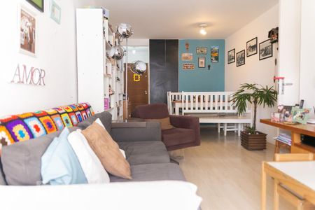 Apartamento para alugar com 59m², 2 quartos e 1 vaga Apartamento para alugar com 59m², 2 quartos e 1 vagaSala