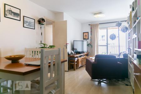 Sala de apartamento para alugar com 2 quartos, 59m² em Vila Gumercindo, São Paulo
