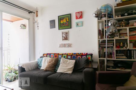 Sala de apartamento para alugar com 2 quartos, 59m² em Vila Gumercindo, São Paulo