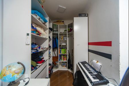 Casa à venda com 517m², 3 quartos e 12 vagasQuarto 2