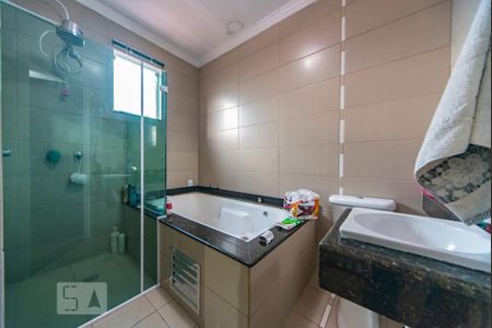 Casa à venda com 517m², 3 quartos e 12 vagasBanheiro do Quarto 3