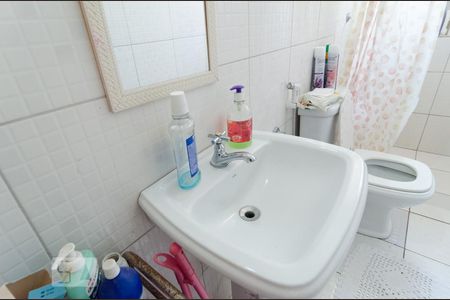 Casa à venda com 200m², 6 quartos e 3 vagasBanheiro da Suíte 1