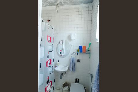 Casa à venda com 200m², 6 quartos e 3 vagasBanheiro Suíte 2