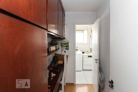 Apartamento à venda com 107m², 4 quartos e 2 vagasEscritório