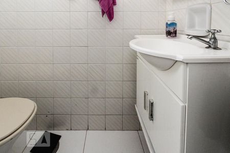 Apartamento à venda com 107m², 4 quartos e 2 vagasBanheiro de Serviço