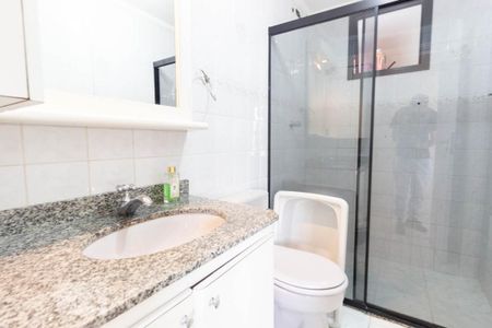 Apartamento para alugar com 74m², 3 quartos e 2 vagasBanheiro