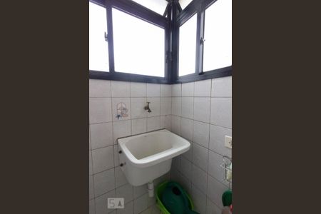 Apartamento para alugar com 74m², 3 quartos e 2 vagasÁrea de Serviço