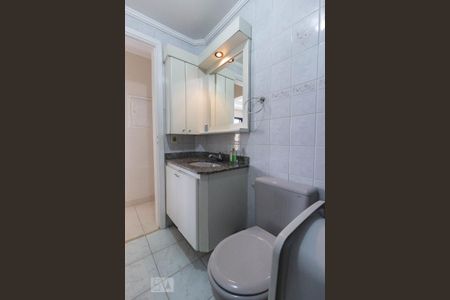 Apartamento para alugar com 74m², 3 quartos e 2 vagasBanheiro