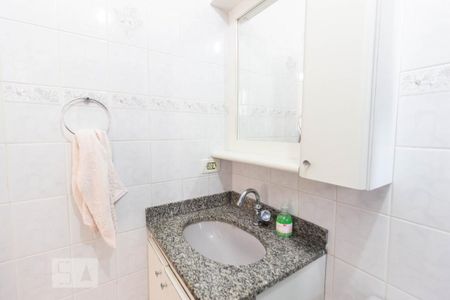 Apartamento para alugar com 74m², 3 quartos e 2 vagasBanheiro