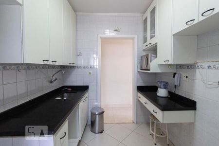 Apartamento para alugar com 74m², 3 quartos e 2 vagasCozinha