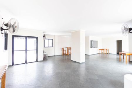 Apartamento para alugar com 74m², 3 quartos e 2 vagasÁrea comum - Salão de festas