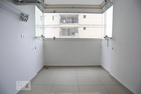 Sacada de apartamento à venda com 2 quartos, 60m² em Vila Osasco, Osasco
