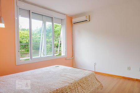 Quarto  de apartamento à venda com 1 quarto, 60m² em Passo da Areia, Porto Alegre