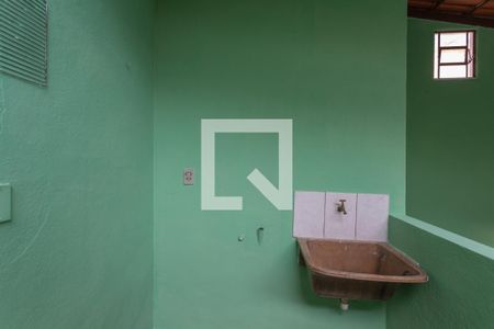 Casa para alugar com 55m², 1 quarto e 1 vagaÁrea de Serviço