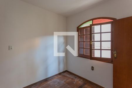 Quarto de casa para alugar com 1 quarto, 55m² em Boa Vista, Belo Horizonte