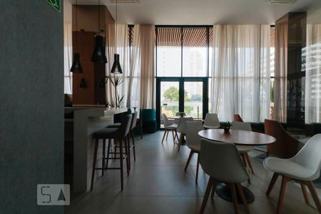 Apartamento para alugar com 71m², 2 quartos e 1 vagaÁrea comum - Salão de festas
