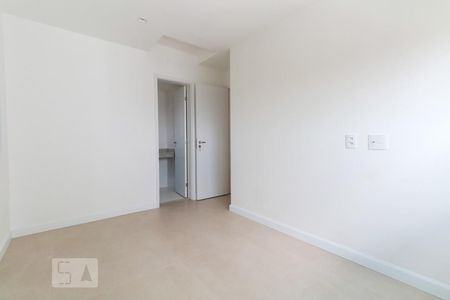 Apartamento para alugar com 71m², 2 quartos e 1 vagaSuíte