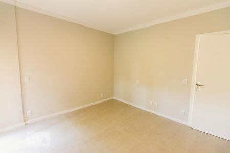 Quarto de kitnet/studio para alugar com 1 quarto, 40m² em Alto de Pinheiros, São Paulo