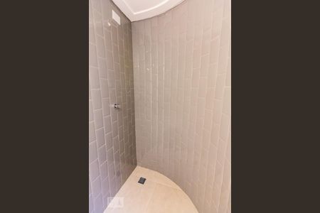 Quarto Suíte Chuveiro de kitnet/studio para alugar com 1 quarto, 40m² em Alto de Pinheiros, São Paulo