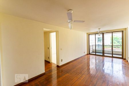Sala de apartamento para alugar com 2 quartos, 70m² em São Domingos, Niterói