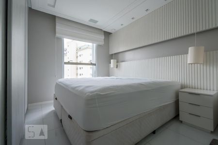 Apartamento para alugar com 70m², 2 quartos e 1 vagaSuíte