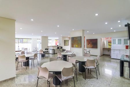 Apartamento à venda com 170m², 4 quartos e 2 vagasSalão de Festas