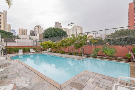 Apartamento à venda com 170m², 4 quartos e 2 vagasPiscina